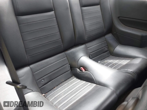 2005 Ford Mustang GT Deluxe with VIN 1ZVFT82H355124175, listed as a IAAI auction lot 42737902 with 160,683 mi miles and . Bid and sale history available at DreamBid. Image 8.