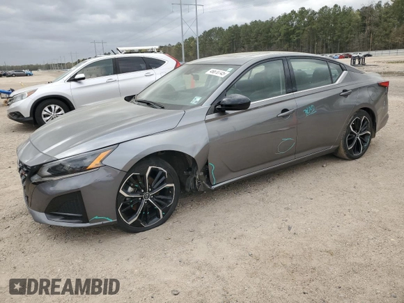 2023 Nissan Altima 2.5 SR with VIN 1N4BL4CV1PN334538, listed as a Copart auction lot 49870745 with 40,524 mi miles and Salvage Title. Bid and sale history available at carsss.com. Image 1.