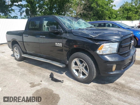 2017 Ram 1500 Express z VIN 1C6RR7KG6HS858306, wystawiony jako Copart lot #62990605 z przebiegiem 102 444 mil mil oraz Czysty tytuł • Clean title. Historia ofert i sprzedaży dostępna na DreamBid. Obrazek 4.
