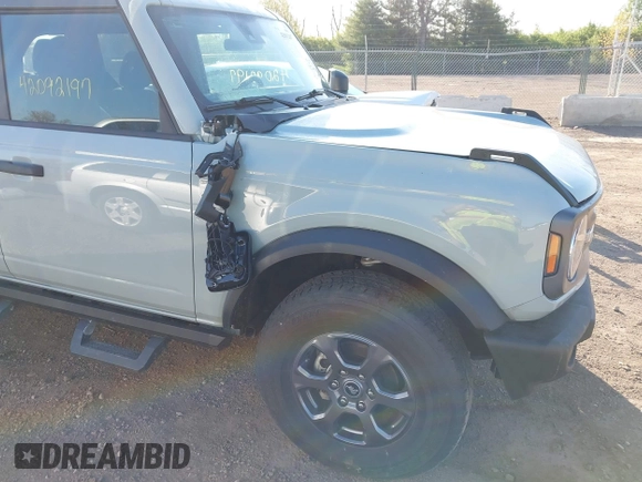 2023 Ford Bronco with VIN 1FMEE5BP3PLB54172, listed as a IAAI auction lot 42092197 with 30,167 mi miles and . Bid and sale history available at DreamBid. Image 6.