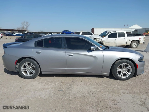 2017 Dodge Charger SE with VIN 2C3CDXBGXHH541198, listed as a IAAI auction lot 41831091 with 141,669 mi miles. Bid and sale history available at carsss.com. Image 13.