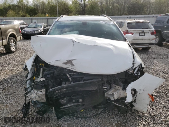 2018 Chrysler Pacifica Touring L with VIN 2C4RC1BG7JR110405, listed as a Copart auction lot 51586665 with 133,114 mi miles and Salvage Title. Bid and sale history available at DreamBid. Image 5.