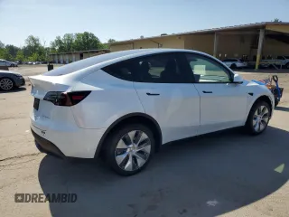 2024 Tesla Model Y Long Range с VIN 7SAYGDEE2RA257279, выставлен на аукционе Copart как лот 61248255 с пробегом Не указан миль и Списание • Salvage title. История ставок и продаж доступна на DreamBid. Изображение 3.