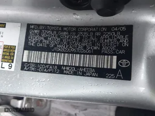 2005 Toyota Prius with VIN JTDKB22U957026061, listed as a IAAI auction lot 41984149 with 188,700 mi miles. Bid and sale history available at carsss.com. Image 9.