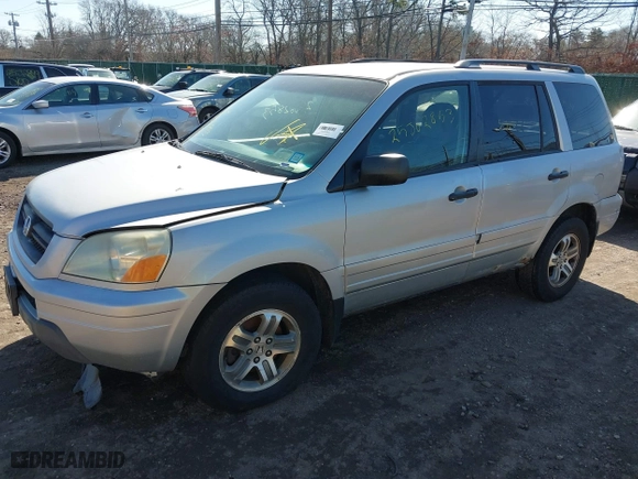 2004 Honda Pilot EX with VIN 2HKYF18524H576155, listed as a IAAI auction lot 41831888 with 999,999 mi miles. Bid and sale history available at carsss.com. Image 2.