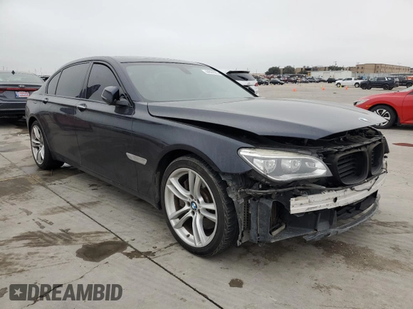 2014 BMW 7 Series ALPINA B7 z VIN WBAYE8C56ED134485, wystawiony jako Copart lot #44691685 z przebiegiem 165 954 mil mil oraz Czysty tytuł • Clean title. Historia ofert i sprzedaży dostępna na DreamBid. Obrazek 4.