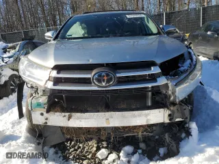 2018 Toyota Highlander LE with VIN 5TDBZRFH3JS860506, listed as a Copart auction lot 87349234 with 56,242 mi miles and Salvage Title. Bid and sale history available at carsss.com. Image 5.