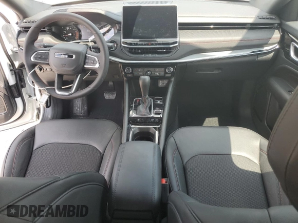 2025 Jeep Compass Trailhawk with VIN 3C4NJDDN6ST543276, listed as a Copart auction lot 62409755 with 4,116 mi miles and Clean title. Bid and sale history available at DreamBid. Image 8.