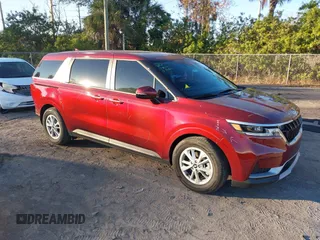 2024 Kia Carnival LX with VIN KNDNB4H33R6405849, listed as a IAAI auction lot 41271597 with 6,991 mi miles. Bid and sale history available at carsss.com. Image 1.