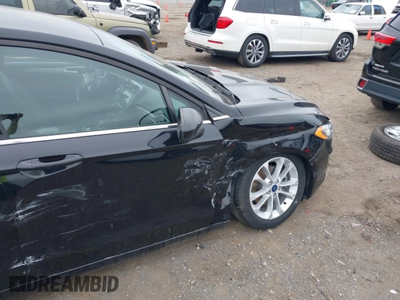 2020 Ford Fusion SE with VIN 3FA6P0LU7LR194413, listed as a IAAI auction lot 38094911 with 43,645 mi miles and . Bid and sale history available at DreamBid. Image 6.