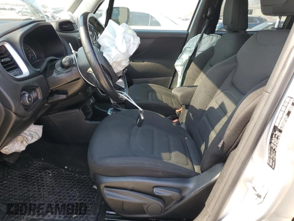 2020 Jeep Renegade Latitude with VIN ZACNJABB6LPL18885, listed as a Copart auction lot 48652735 with 70,776 mi miles and Salvage Title. Bid and sale history available at carsss.com. Image 7.