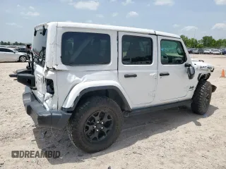 2018 Jeep Wrangler Unlimited Sahara with VIN 1C4HJXEG5JW294430, listed as a Copart auction lot 63057595 with 86,609 mi miles and Salvage title. Bid and sale history available at DreamBid. Image 3.