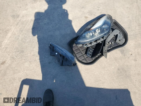 2023 Tesla Model 3 с VIN 5YJ3E1EA4PF506321, выставлен на аукционе Copart как лот 62284254 с пробегом 251 272 миль миль и Списание • Salvage title. История ставок и продаж доступна на DreamBid. Изображение 14.