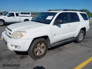 2003 Toyota 4Runner SR5 with VIN JTEZU14R038009325, listed as a IAAI auction lot 42031464 with 282,463 mi miles. Bid and sale history available at carsss.com. Image 2.