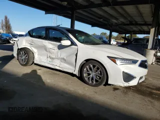 2019 Acura ILX w/Premium Pkg with VIN 19UDE2F77KA015435, listed as a Copart auction lot 51158335 with 72,517 mi miles and Clean Title. Bid and sale history available at carsss.com. Image 4.