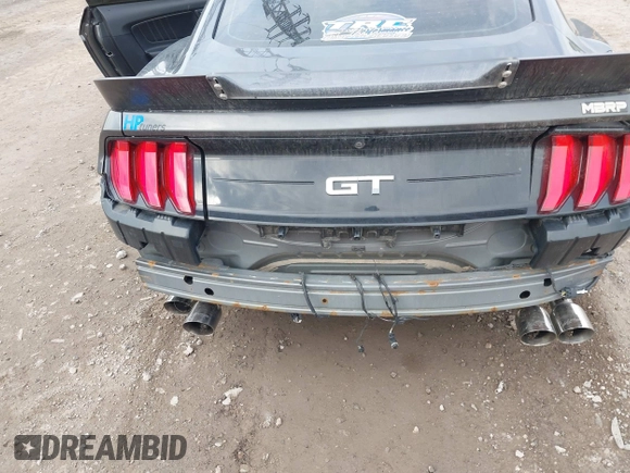 2018 Ford Mustang GT z VIN 1FA6P8CF9J5179766, wystawiony jako IAAI lot #41977000 z przebiegiem 83 608 mil mil oraz . Historia ofert i sprzedaży dostępna na DreamBid. Obrazek 6.