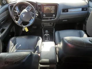 2020 Mitsubishi Outlander SE with VIN JA4AD3A37LZ046132, listed as a Copart auction lot 58826005 with 285,842 mi miles and Salvage title. Bid and sale history available at DreamBid. Image 8.