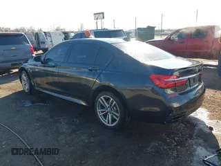 2016 BMW 7 Series 740i с VIN WBA7E2C53GG547930, выставлен на аукционе IAAI как лот 41691844 с пробегом 115 045 миль миль и . История ставок и продаж доступна на DreamBid. Изображение 3.