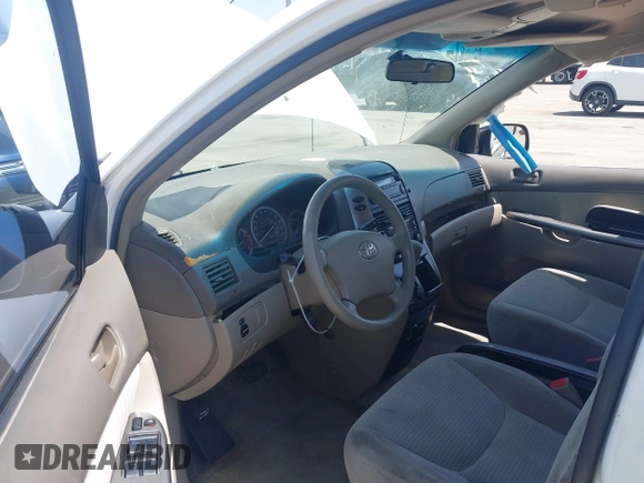 2006 Toyota Sienna CE with VIN 5TDZA23CX6S405973, listed as a IAAI auction lot 42088039 with 260,115 mi miles and . Bid and sale history available at DreamBid. Image 5.