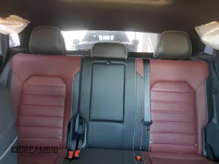 2023 Volkswagen Atlas SEL Premium R-Line z VIN 1V2FE2CA4PC224679, wystawiony jako Copart lot #83774634 z przebiegiem 5 661 mil mil oraz Szkoda całkowita • Salvage title. Historia ofert i sprzedaży dostępna na DreamBid. Obrazek 10.