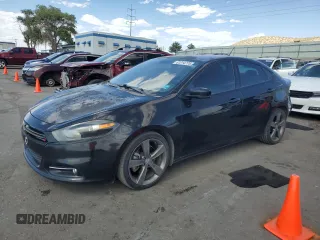 2015 Dodge Dart GT z VIN 1C3CDFEB0FD173196, wystawiony jako Copart lot #61214775 z przebiegiem 113 708 mil mil oraz Szkoda całkowita • Salvage title. Historia ofert i sprzedaży dostępna na DreamBid. Obrazek 1.