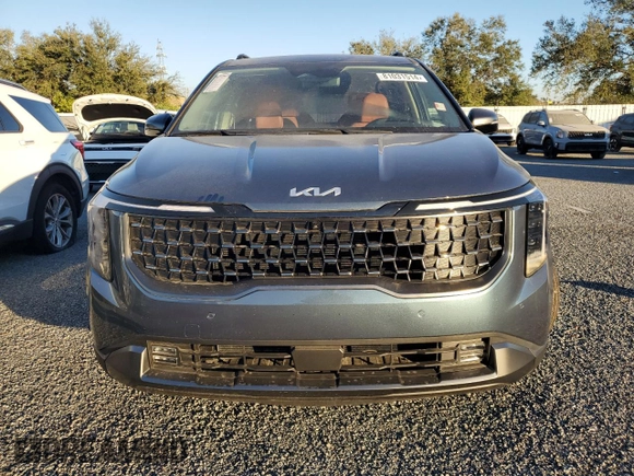 2025 Kia Carnival SX Prestige with VIN KNDNE5K32S6476276, listed as a Copart auction lot 81031514 with Not Provided miles and Salvage Title. Bid and sale history available at DreamBid. Image 5.