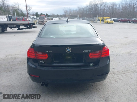 2013 BMW 3 Series 328i xDrive with VIN WBA3B5C55DF598940, listed as a IAAI auction lot 41828448 with 110,184 mi miles. Bid and sale history available at carsss.com. Image 16.