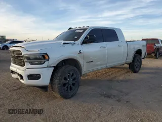 2019 Ram 2500 Laramie with VIN 3C6UR5NL0KG664229, listed as a Copart auction lot 84499384 with 146,725 mi miles and Salvage Title. Bid and sale history available at carsss.com. Image 1.
