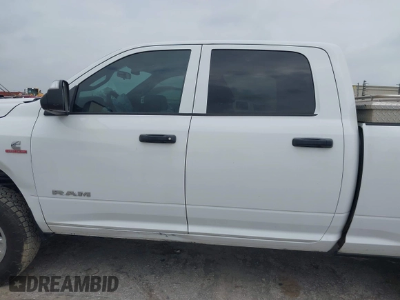 2022 Ram 2500 Tradesman with VIN 3C6UR5CL3NG130973, listed as a IAAI auction lot 42159421 with 156,800 mi miles. Bid and sale history available at carsss.com. Image 14.