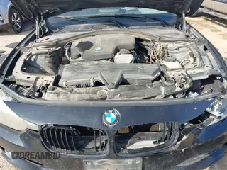 2013 BMW 3 Series 328i with VIN WBA3C1C51DF440679, listed as a IAAI auction lot 41533587 with 184,812 mi miles. Bid and sale history available at carsss.com. Image 10.