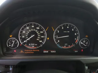 2017 BMW X5 xDrive50i with VIN 5UXKR6C54H0J84099, listed as a Copart auction lot 76269094 with 68,026 mi miles and Salvage title. Bid and sale history available at DreamBid. Image 9.