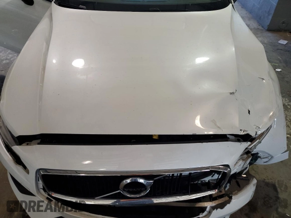 2019 Volvo S60 Momentum with VIN 7JR102FK8KG008268, listed as a Copart auction lot 40044664 with 88,330 mi miles. Bid and sale history available at carsss.com. Image 12.