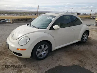 2006 Volkswagen Beetle с VIN 3VWRW31C56M411980, выставлен на аукционе Copart как лот 51866035 с пробегом 167 541 миль миль и Списание • Salvage title. История ставок и продаж доступна на DreamBid. Изображение 1.