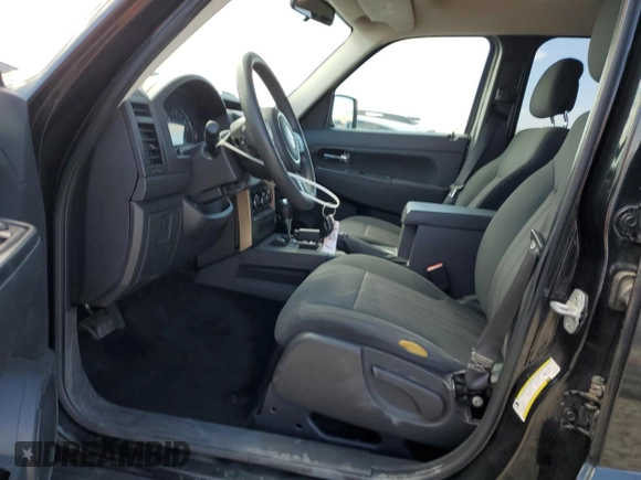 2012 Jeep Liberty Sport z VIN 1C4PJMAK2CW209468, wystawiony jako Copart lot #60091085 z przebiegiem 133 975 mil mil oraz Szkoda całkowita • Salvage title. Historia ofert i sprzedaży dostępna na DreamBid. Obrazek 7.