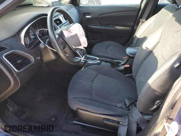2014 Chrysler 200 LX with VIN 1C3CCBAB1EN124115, listed as a Copart auction lot 41591865 with 138,787 mi miles and Salvage Title. Bid and sale history available at carsss.com. Image 7.