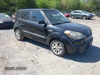 2013 Kia Soul with VIN KNDJT2A53D7627919, listed as a IAAI auction lot 42036603 with 159,451 mi miles. Bid and sale history available at carsss.com. Image 1.