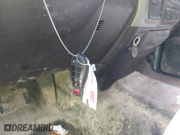 2018 Ram 2500 Tradesman z VIN 3C6UR5HJ5JG284053, wystawiony jako IAAI lot #42672148 z przebiegiem 158 783 mil mil oraz . Historia ofert i sprzedaży dostępna na DreamBid. Obrazek 11.