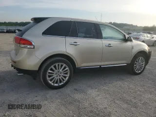 2011 Lincoln MKX z VIN 2LMDJ6JK1BBJ20361, wystawiony jako Copart lot #55584515 z przebiegiem 112 816 mil mil oraz Szkoda całkowita • Salvage title. Historia ofert i sprzedaży dostępna na DreamBid. Obrazek 3.