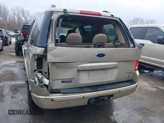 2005 Ford Explorer Limited with VIN 1FMZU75W55UA31984, listed as a IAAI auction lot 41527771 with 238,370 mi miles and . Bid and sale history available at DreamBid. Image 6.