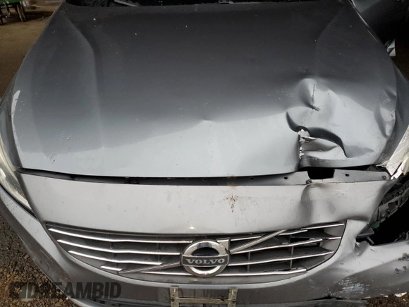 2017 Volvo V60 Premier with VIN YV140MEK3H1339550, listed as a Copart auction lot 86770894 with 128,343 mi miles and Salvage Title. Bid and sale history available at carsss.com. Image 12.