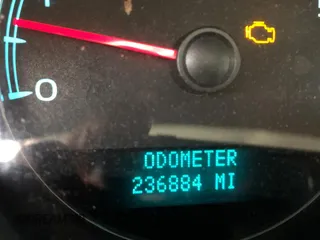 2008 Chevrolet Avalanche LTZ with VIN 3GNFK12368G179855, listed as a Copart auction lot 80298144 with 236,884 mi miles and Clean Title. Bid and sale history available at carsss.com. Image 8.