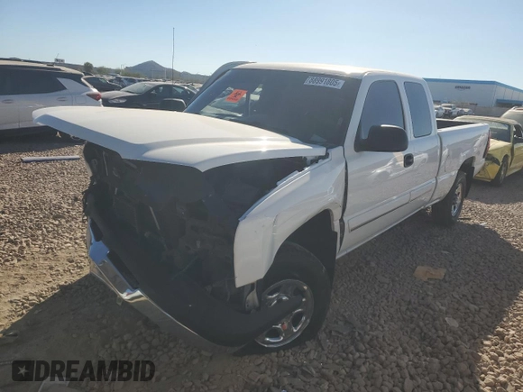 2004 Chevrolet Silverado 1500 LS with VIN 2GCEC19T541208949, listed as a Copart auction lot 88991805 with 178,361 mi miles and Salvage Title. Bid and sale history available at DreamBid. Image 1.