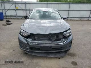 2022 Volkswagen Jetta SE with VIN 3VW7M7BU2NM013040, listed as a Copart auction lot 56342075 with 31,171 mi miles and Salvage title. Bid and sale history available at DreamBid. Image 5.