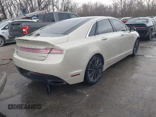 2016 Lincoln MKZ with VIN 3LN6L2J94GR625923, listed as a IAAI auction lot 41144427 with 120,567 mi miles and . Bid and sale history available at DreamBid. Image 4.