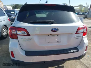 2017 Subaru Outback Touring with VIN 4S4BSETC5H3382683, listed as a IAAI auction lot 41992656 with 226,518 mi miles. Bid and sale history available at carsss.com. Image 16.