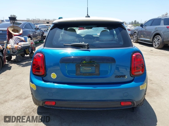 2023 MINI Hardtop Cooper SE with VIN WMW13DJ07P2S73739, listed as a IAAI auction lot 42542088 with 16,344 mi miles and . Bid and sale history available at DreamBid. Image 16.