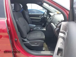 2017 Ford Explorer XLT z VIN 1FM5K7D84HGB14106, wystawiony jako IAAI lot #42285520 z przebiegiem 109 716 mil mil oraz . Historia ofert i sprzedaży dostępna na DreamBid. Obrazek 5.