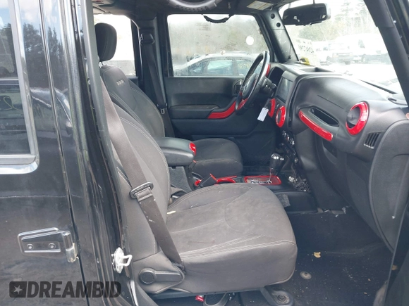 2017 Jeep Wrangler Unlimited Sahara with VIN 1C4BJWEG8HL711566, listed as a IAAI auction lot 42047290 with 147,789 mi miles and . Bid and sale history available at DreamBid. Image 5.