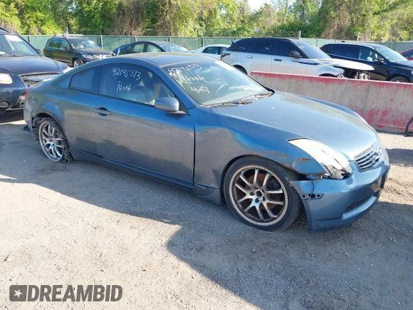 2005 Infiniti G35 Coupe with VIN JNKCV54E55M426136, listed as a IAAI auction lot 42146373 with 157,354 mi miles. Bid and sale history available at carsss.com. Image 1.