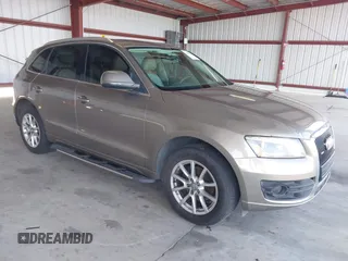 2009 Audi Q5 Premium Plus z VIN WA1KK78RX9A051392, wystawiony jako IAAI lot #42297053 z przebiegiem 182 591 mil mil oraz . Historia ofert i sprzedaży dostępna na DreamBid. Obrazek 1.